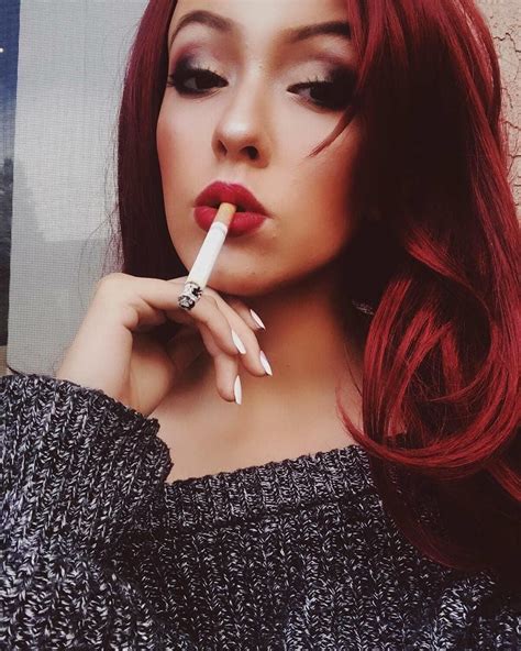 yoursmokingfetish|SmokingFetishModels .